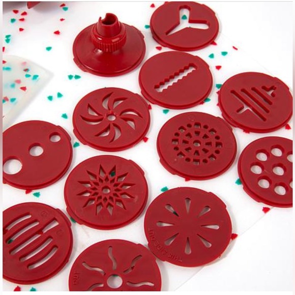 Kitchen HQ 21-piece Spritz Cookie Press and Decorating Set - Picture 5 of 7